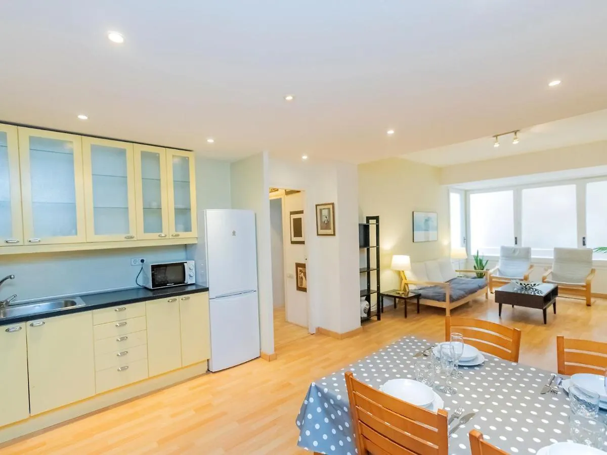 Apartment Eixample Dret Corsega Roger Lluria By Interhome Barcelona